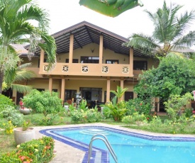 Solomon Beach Hotel