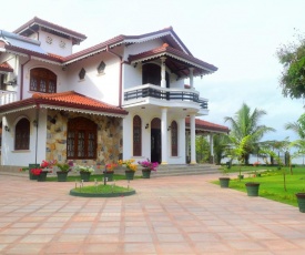Sri Lagoon Villa