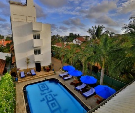 St.Lachlan Hotel & Suites