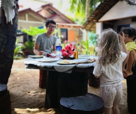 Star Rest Surf Camp Arugambay