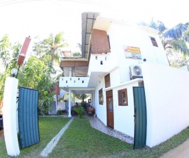 Sunny Place Guest Mirissa