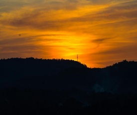 Sunset Villa