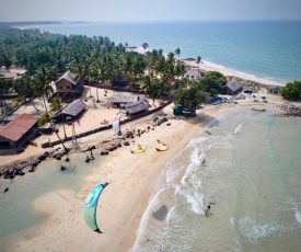 Surfpoint Sri Lanka Kite Village