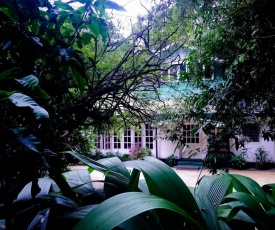 Surrey Bird Sanctuary & Holiday Resort