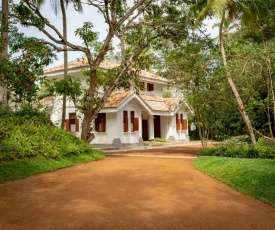 Taru Villas - Leela Walauwwa - Safe & Secure