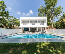 Taru Villas - Tangalle Social - Safe & Secure