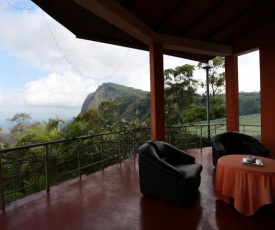 Tea Garden Holiday Inn