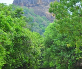 Thal Sewana Home Stay