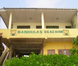 Bandula's Beach Inn