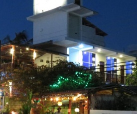 The Amora