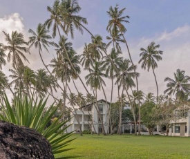 The Villa Bentota by KK Collection