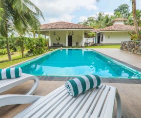 Thompson Manor (A Luxury Villa in Galle)