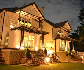 Unique Cottages