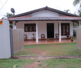 Villa Birds Paradise Hikkaduwa