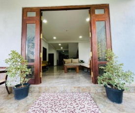 Villa greenfield