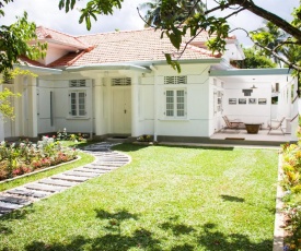 Villa Lewis