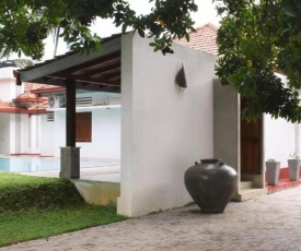 Villa Paregedara
