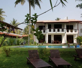 Villa Riverplace