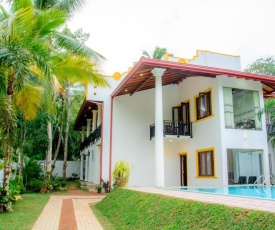 Villa White