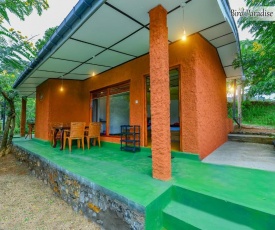 BIRD PARADISE COTTAGE