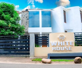 White House Hotel Mirissa