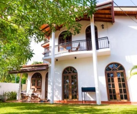 White House manor