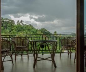 Chathu Holiday Home