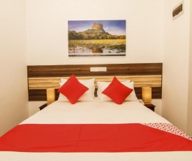 Clove Transit Hotel