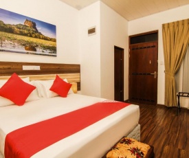 Clove Transit Hotel